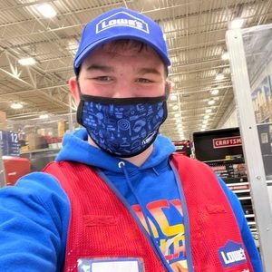 Meet your Posher, Adam